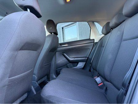 2020 Volkswagen Polo R-LINE 1.0P TSI **GREAT SPEC** €17,950 thumbnail