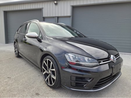 2015 Volkswagen Golf R 2.0 TSI Variant €21,950