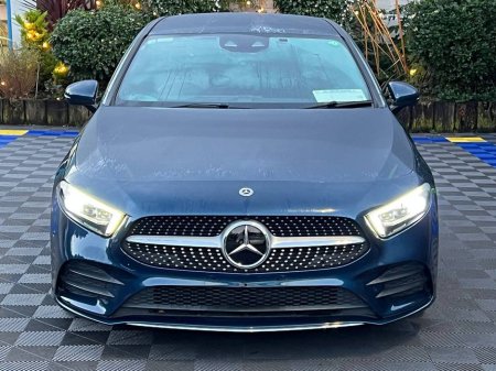 2020 Mercedes-Benz A Class A200d AMG-LINE PREMIUM PLUS * HUGE SPEC * // VIRTUAL COCKPIT // HEATED KINETIC MASSAGE SEATS // LOW MILEAGE €29,900 thumbnail