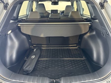 2023 Toyota Corolla Cross LUNA Hybrid €31,950 thumbnail