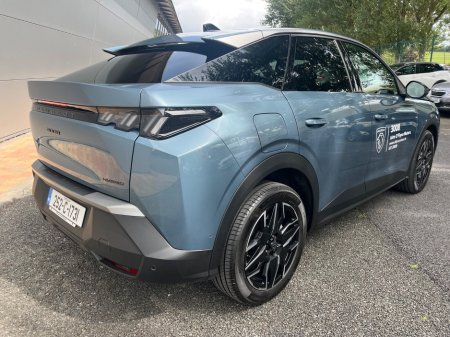 2025 Peugeot 3008 1.2 MHEV 145bhp eDCS6 Allure €45,900