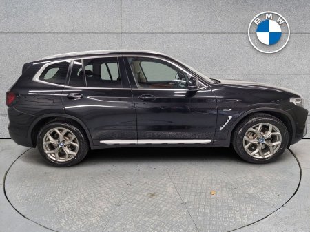 2022 BMW X3 xDrive30e xLine €46,975