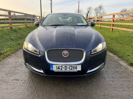 2014 Jaguar XF 2.2 D Luxury (163PS) €6,295