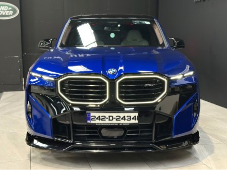 2024 BMW XM 50E PHEV AUTO MEGA SPEC €124,950 thumbnail
