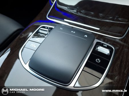 2021 Mercedes-Benz E Class E 300 Amg Line Edition De Auto AMG Line Edition E300 de 9G-Tronic Auto PHEV EQ Power 306 122BHP /90 kW Start/Stop €41,950 thumbnail