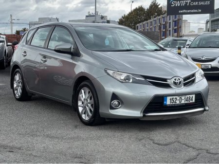 2015 Toyota Auris 1.4 D-4D AURA 4DR