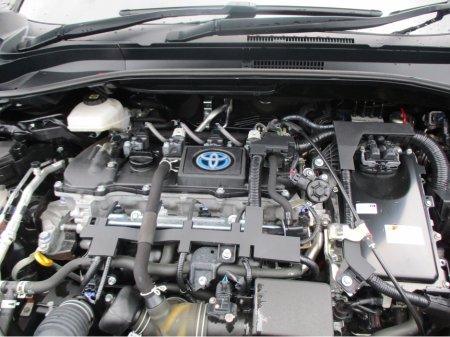 2022 Toyota C-HR 1.8 HYBRID SOL 4DR AUTO €24,250