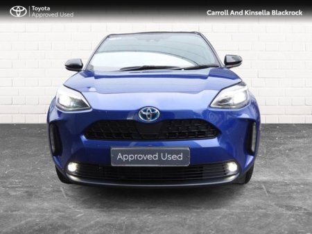 2022 Toyota Yaris Cross Hybrid Luna Sport €27,950 thumbnail