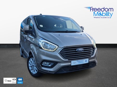 2019 Ford Tourneo Custom Lowered Floor Wheelchair Access