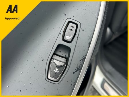 2015 Hyundai Santa Fe 2012 HYUNDAI SANTA FE 4WD AUTO PREMIUM 2.2d €14,950 thumbnail