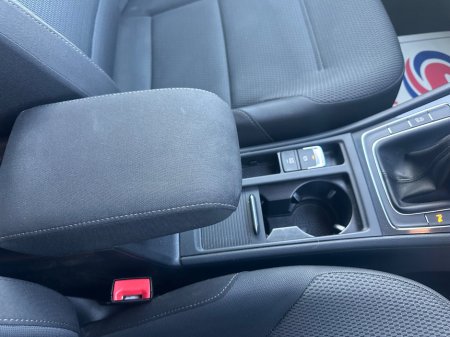 2019 Volkswagen Golf 1.6 TDI 115HP Comfortline €20,895 thumbnail