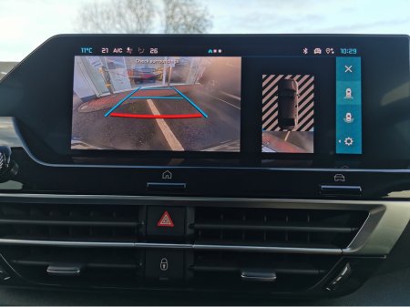 2025 Citroen C4X E -C4 X EFEEL PACK 50KWH 4DR €23,950 thumbnail