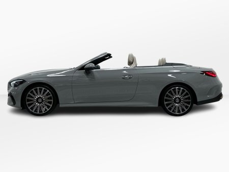 2026 Mercedes-Benz CLE CLE220 D Cabrio Premium AMG Line + €97,997 thumbnail