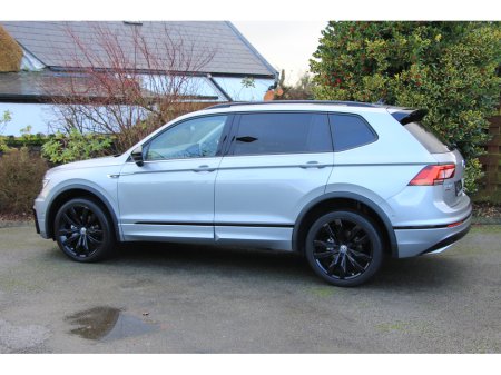 2022 Volkswagen Tiguan Allspace Black Edition R Line * Sunroof * 7 Seats €43,950 thumbnail