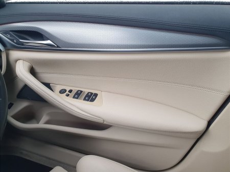 2020 BMW 5 Series 520d M Sport Auto €35,995 thumbnail