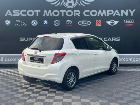 2013 Toyota Vitz Auto €8,450