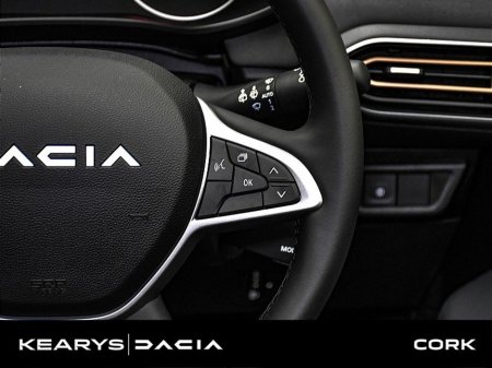 2025 Dacia Sandero Stepway Extreme TCe 90 GSR2 €23,990 thumbnail