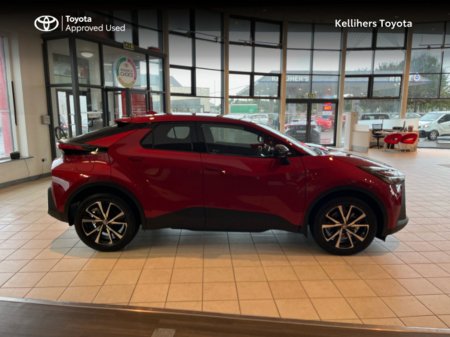 2025 Toyota C-HR PHEV SPORT €41,950