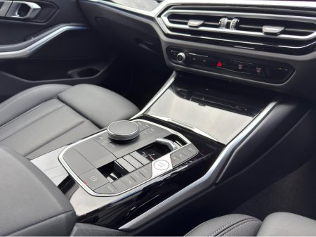 2022 BMW 3 Series SPORT AUTO €31,995 thumbnail