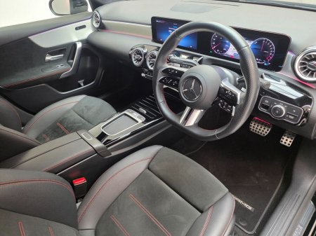 2024 Mercedes-Benz A Class *A250E*AMG LINE EXECUTIVE* €39,950 thumbnail
