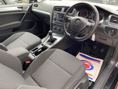 2019 Volkswagen Golf  €10,528 thumbnail