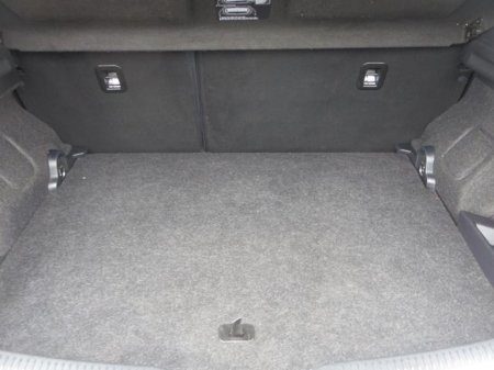 2015 Toyota Auris 1.8 HYBRID 5DR LUX €10,950 thumbnail