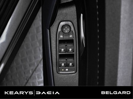 2025 Dacia Duster TCe 130 Expression €33,900 thumbnail