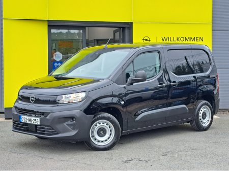 2025 Opel Combo KOMFORT 1.5TD 100HP L1H1