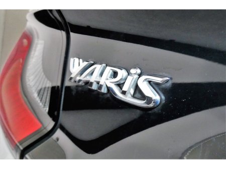 2021 Toyota Yaris 1.5 PETROL HYBRID *9"ANDROID CAR PLAYER*REVERSE CAM*PARK SENSORS* €17,880 thumbnail
