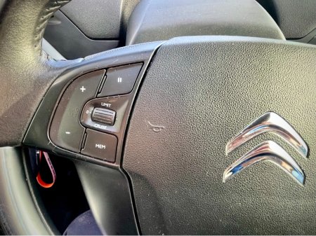 2018 Citroen Grand C4 Picasso FEEL BLUEHDI 120 4DR €13,950 thumbnail