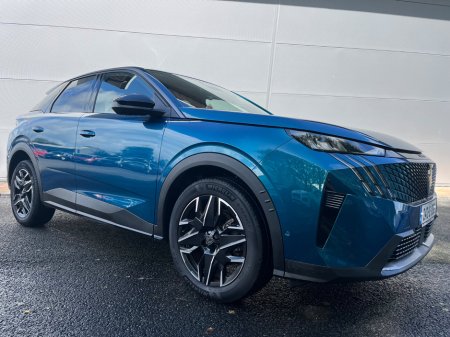 2024 Peugeot 3008 1.2 MHEV PureTech 136bhp eDCS6 Allure €38,900