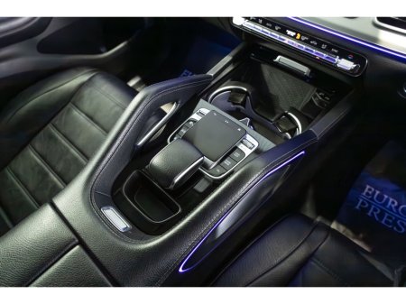 2019 Mercedes-Benz GLE Class GLE 300 d 4MATIC €49,950 thumbnail