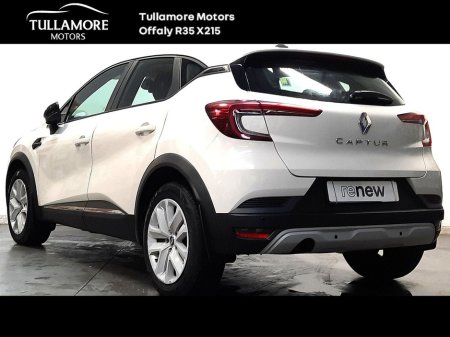 2020 Renault Captur dCi 95 Play €17,490