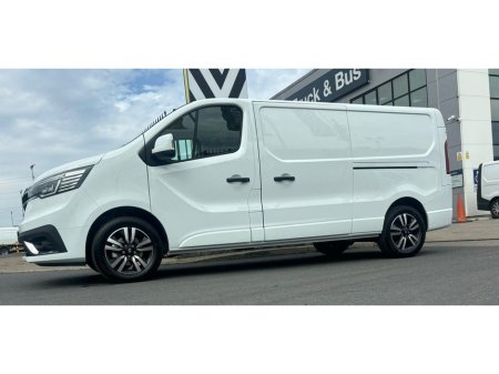 2025 Renault Trafic Extra Sport 170hp 9speed Auto
