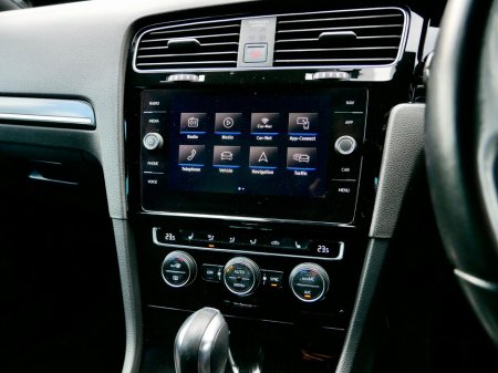 2019 Volkswagen Golf 2.0 TSI 5DR 300HP DSG 4M R €34,950 thumbnail