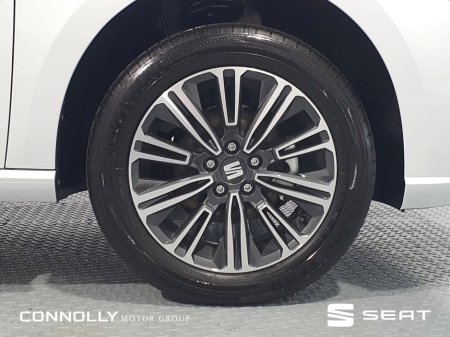 2026 SEAT Ibiza IBIZA 1.0TSI 95HP SE TECH thumbnail