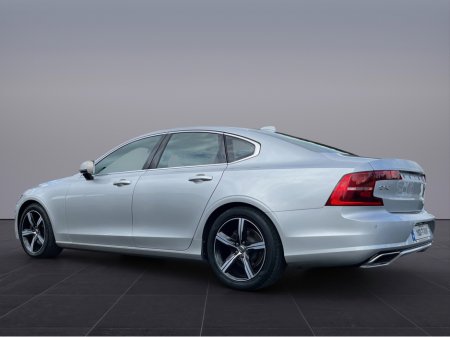 2018 Volvo S90 R-DESIGN D4 AUTO €24,950 thumbnail