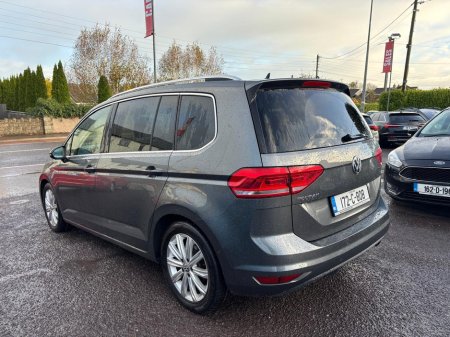 2017 Volkswagen Touran BLUEMOTION 1.6 TDI MANUAL 6SPEED FWD 115 5DR €14,950 thumbnail