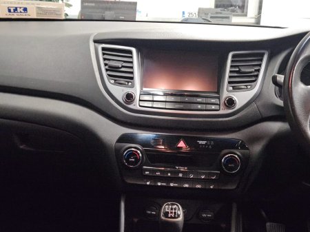 2016 Hyundai Tucson 1.7 D Comfort €12,750 thumbnail