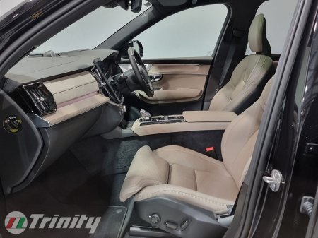 2025 Volvo XC90 * ULTRA * T8 2.0 PHEV * AWD * AUTOMATIC * STUNNING SUV * TRINITY VOLKSWAGEN *