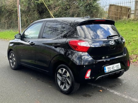 2025 Hyundai i10 i10 Deluxe Plus Auto €24,950 thumbnail