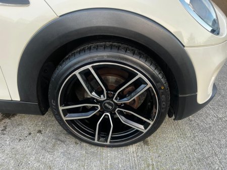 2015 MINI Cooper Mini Cooper 1.2 petrol auto 18