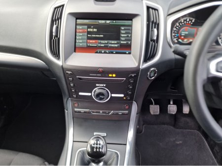 2016 Ford S-Max TITANIUM  2.0 TDCI-LOW MILEAGE-NEW NCT €13,450 thumbnail