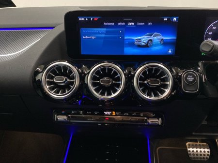 2024 Mercedes-Benz GLA Class GLA 250 e AMG LINE EXECUTIVE | Heated Seats, Reversing Camera, Mirror Package €52,950 thumbnail