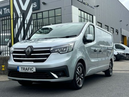 2025 Renault Trafic Extra Sport 170hp 9speed Auto TOP SPEC