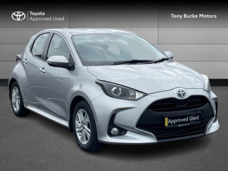 2022 Toyota Yaris - Hybrid - New Generation - Luna Edition - 1.5 - 5dr - Auto - Excellent Features - EUR 160 Tax // Remote Central Locking // Front Electric Windows // Rear Electric Windows // Electric Mirrors // Finge