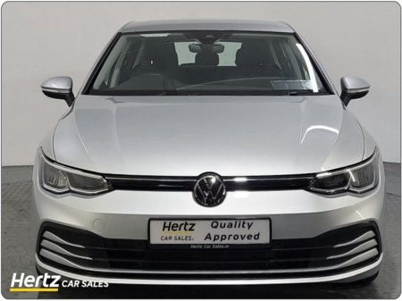 2023 Volkswagen Golf LIFE 2.0 TDI 115HP Diesel Manual €26,995 thumbnail