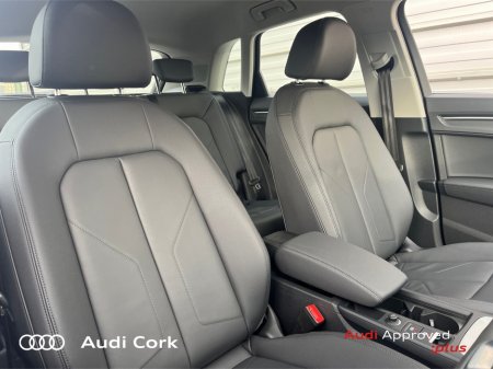 2025 Audi Q3 35TDI 150BHP SE AUTOMATIC WITH COMFORT PACK €49,995 thumbnail