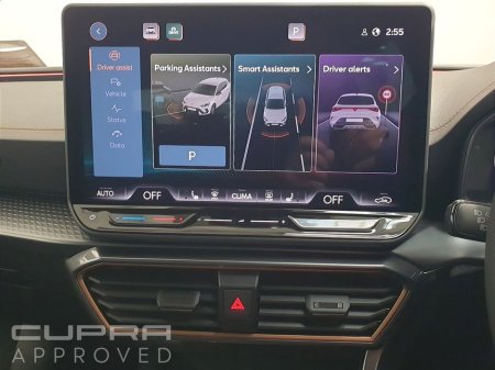 2025 SEAT Leon 2.0TDI 150hp Auto €38,945 thumbnail