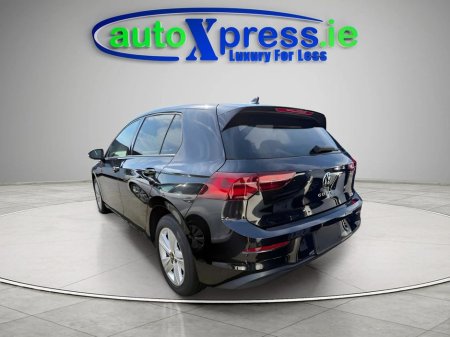 2022 Volkswagen Golf 1.0 ETSI Automatic, Reversing camera €24,995